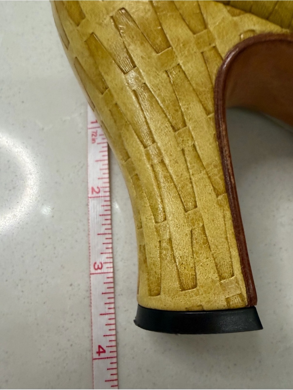 John Fluevog Miracles Marvel Yellow Woven Leather Peep Toe Heels Size 9 - Picture 12 of 15